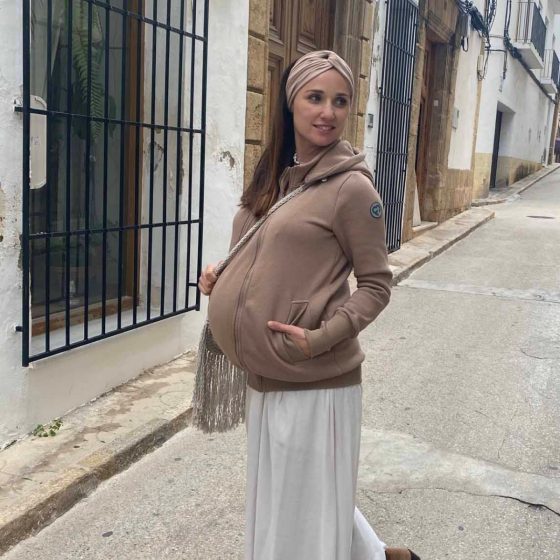 Fun2BeMum - Pola - Sweat in1 back and front babywearing sweatshirt with maternity insert
