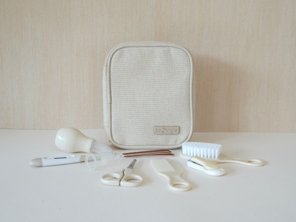 Trousse de soins essentielle voyage & maison