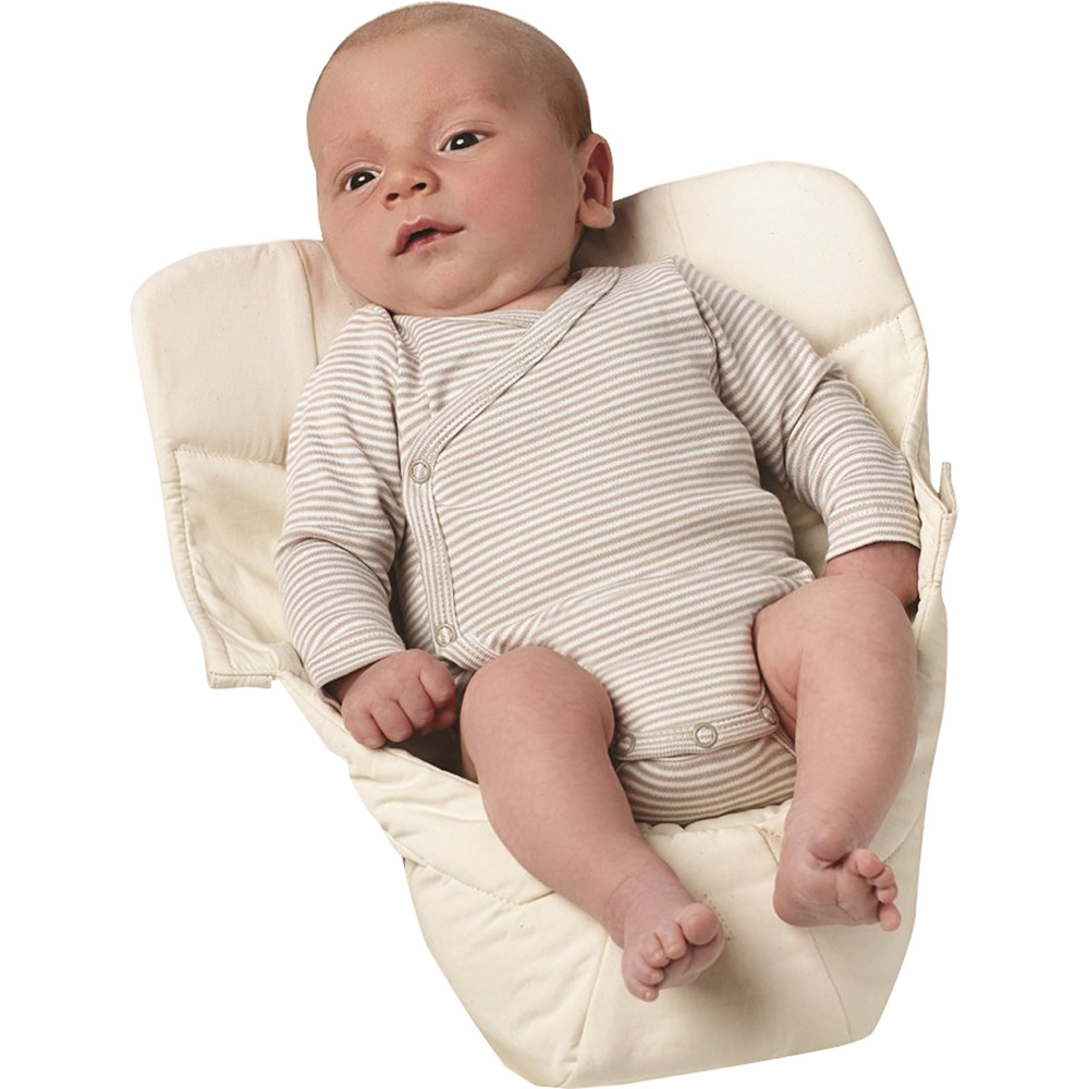 Notre Avis Sur Le Coussin Reducteur Easy Snug Ergobaby Pour Preformes