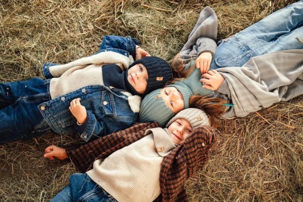 Bonnets et Tours de Cou en Laine Mérinos Fun2bemum pour Enfants et Adultes