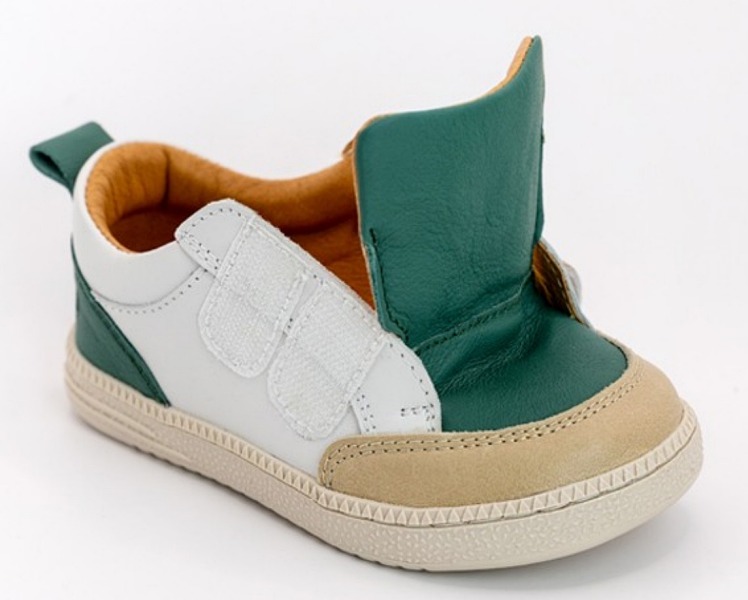 baskets barefoot