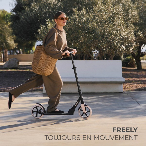 KinderKraft FREELY Trottinette pliante adult