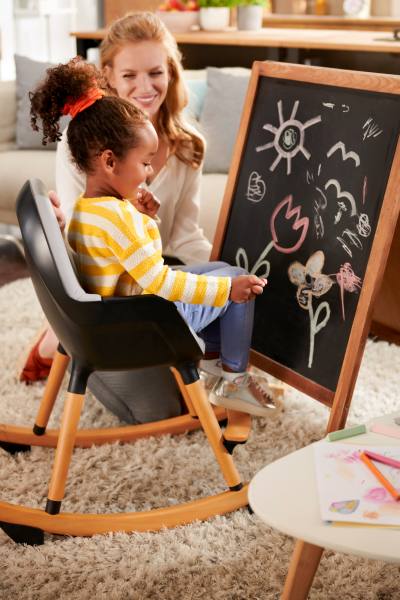 Kinderkraft FINIO Balancelle Transat Pour Bébé Chaise à Bascule Evolutif  Couleur : Noir