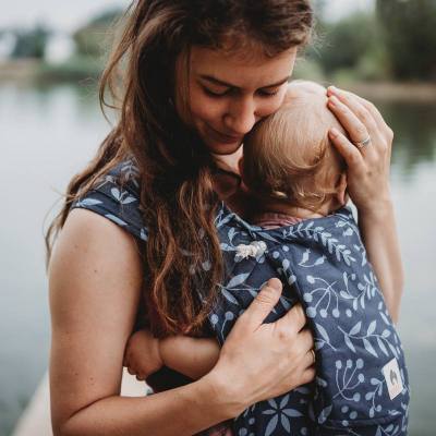 Limas baby carrier flora midnight blue - Porte-bébé physiologique en coton bio