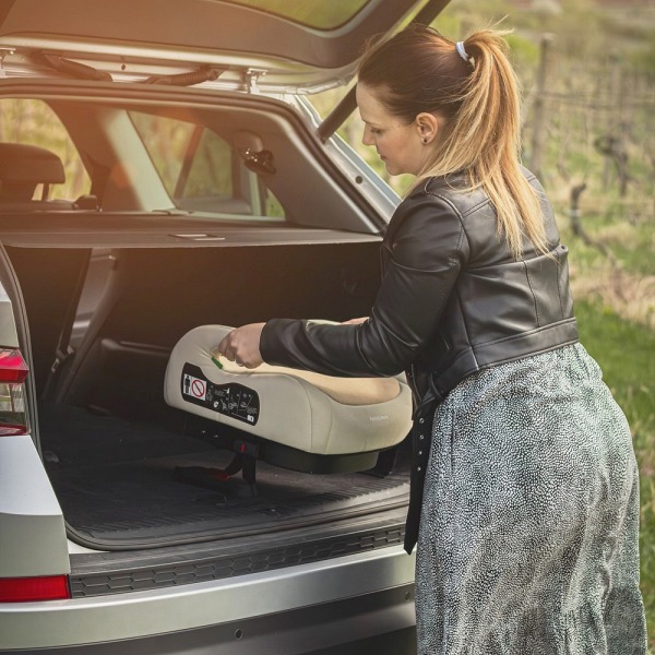 Petite&Mars - Booster Optimus Pro i-Size 125–150 cm - Rehausseur pour voiture compact
