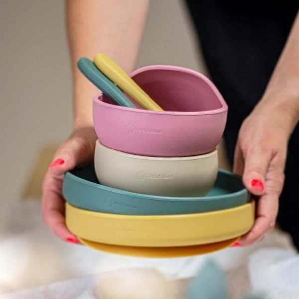 Petite&Mars - Take&Match - Assiette ovale compartimentée en silicone avec ventouse