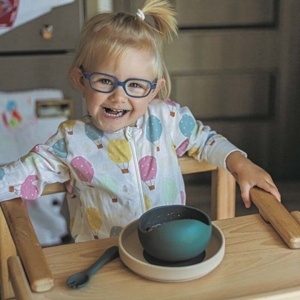 Petite&Mars - Take&Match Assiette ronde en silicone avec ventouse