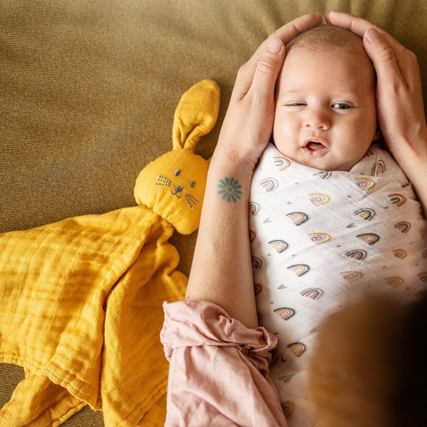 Petite&Mars - HUGO - Doudou Lapin en mousseline de bambou
