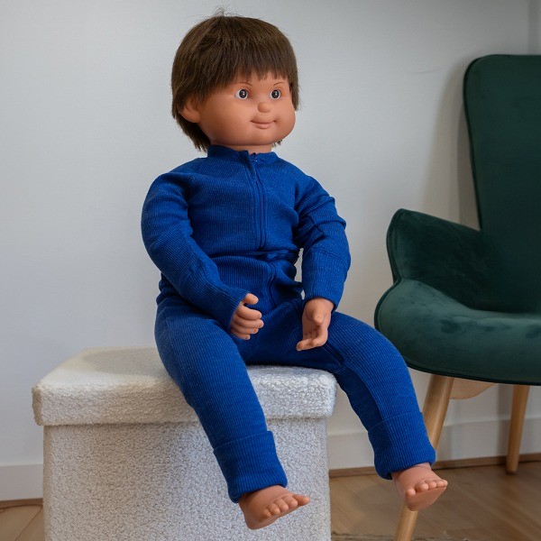 Poupon peut s’asseoir seul