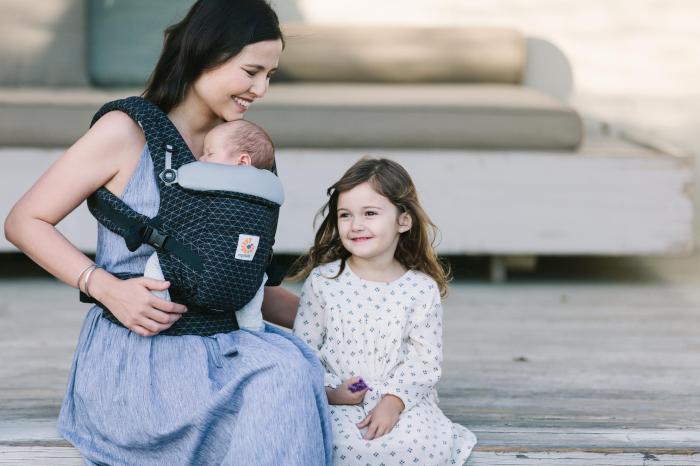 Porte-bébé Ergobaby Adapt Pixel black